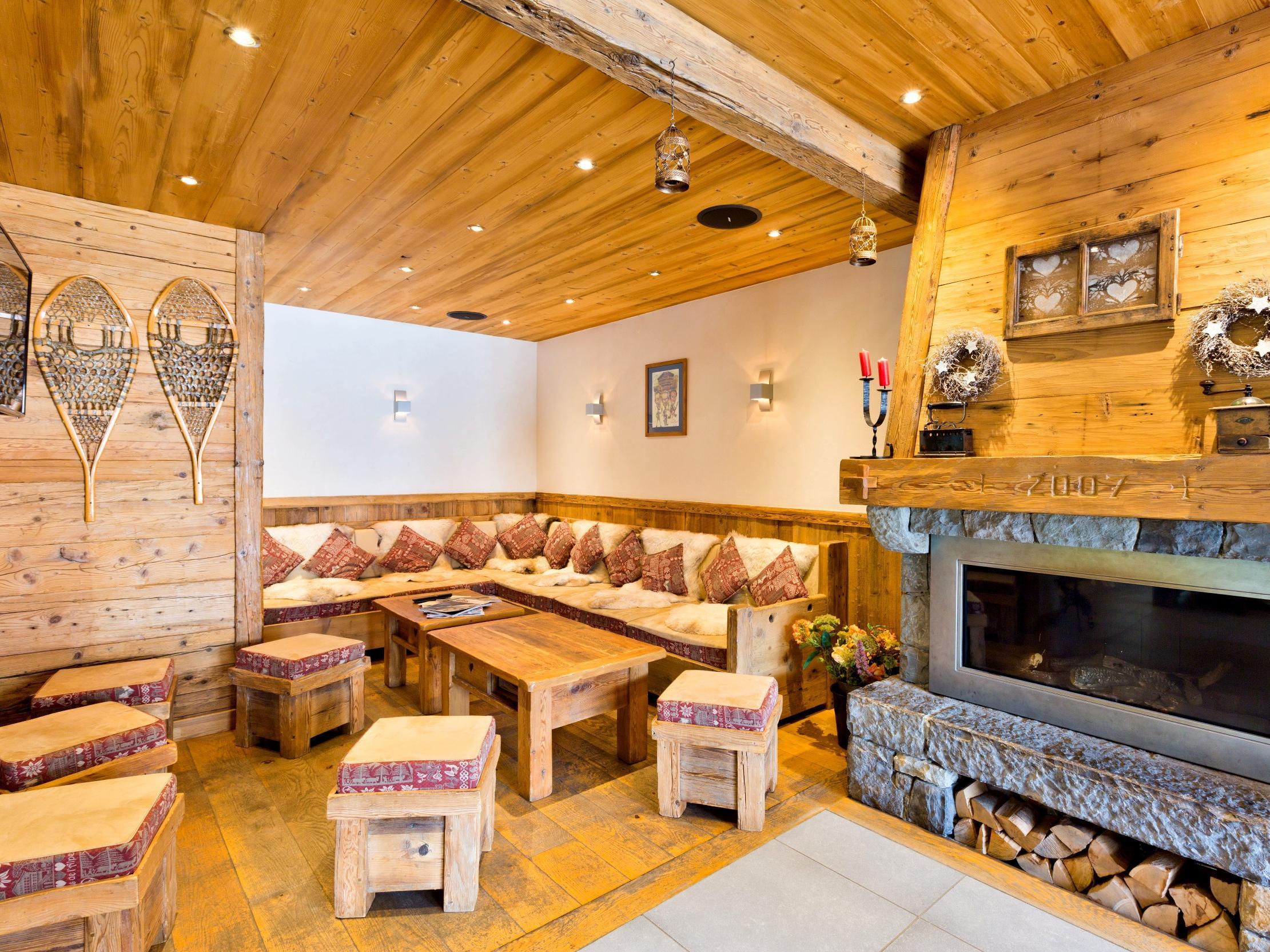 Logis La Croix-Saint-Maurice Hotel Le Grand-Bornand Bagian luar foto