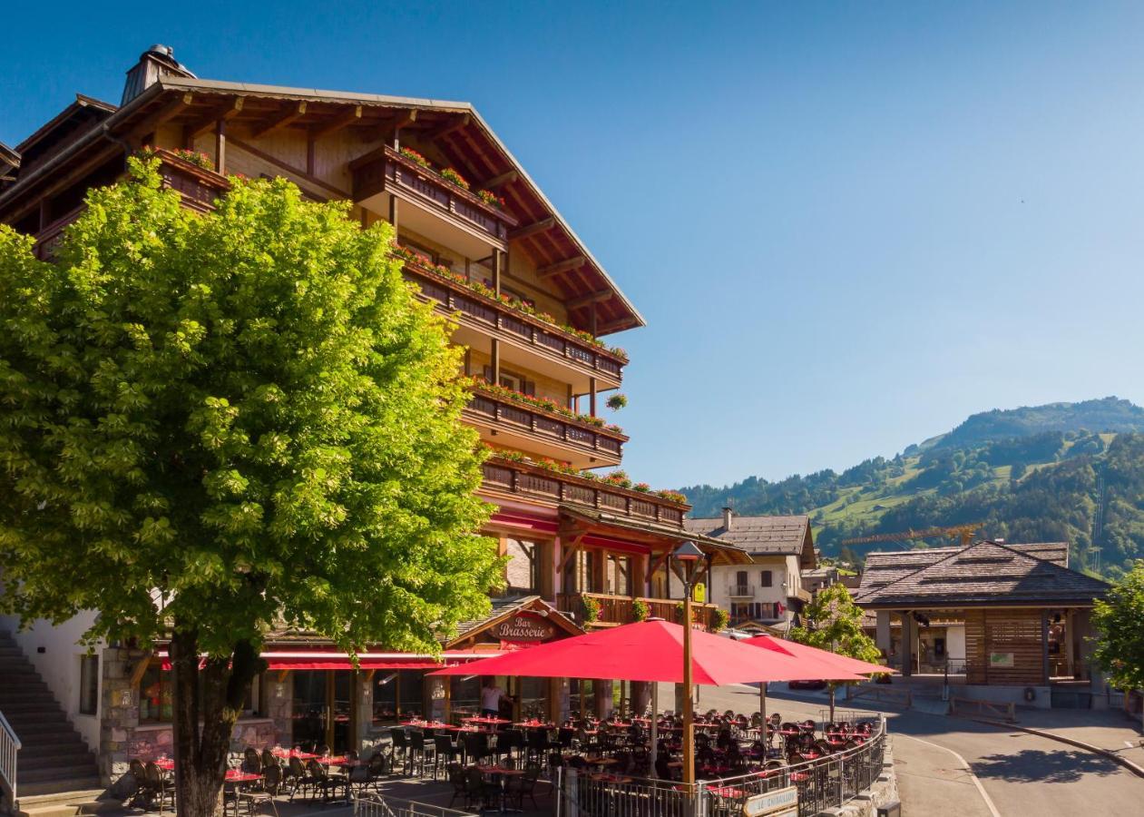 Logis La Croix-Saint-Maurice Hotel Le Grand-Bornand Bagian luar foto