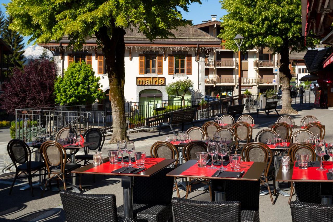 Logis La Croix-Saint-Maurice Hotel Le Grand-Bornand Bagian luar foto